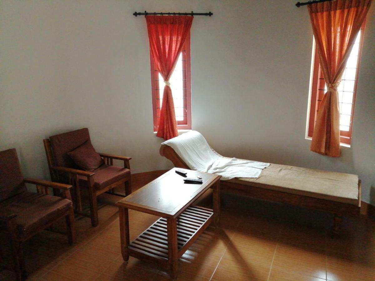 Spice Villas Holiday Udumbanshola ภายนอก รูปภาพ